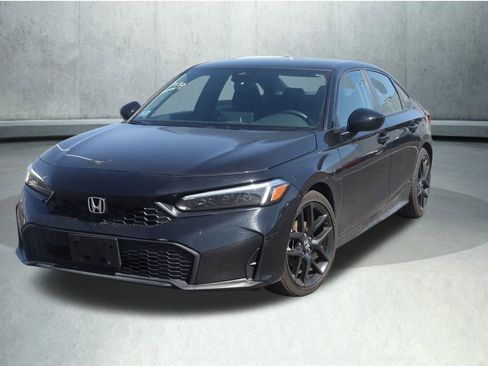 Used 2025 Honda Civic Sport image 17
