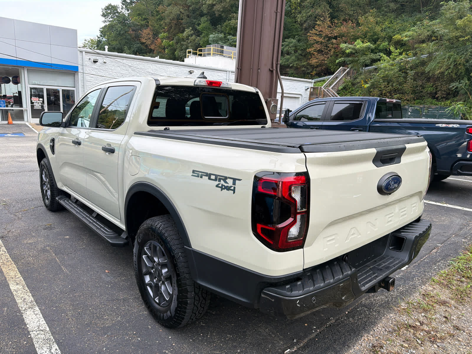 Used 2025 Ford Ranger XLT w/ Convenience Package AWD/4WD image 11