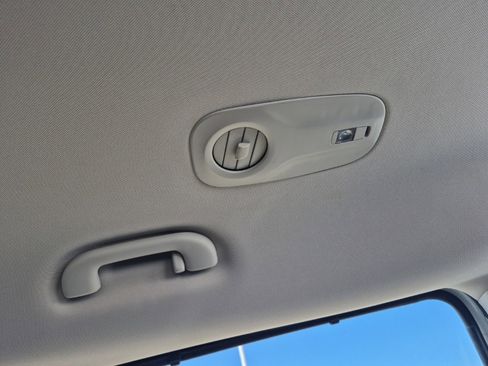 Certified 2024 Chrysler Pacifica Touring-L image 52