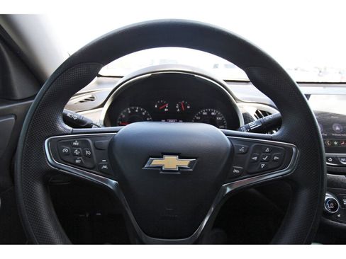 Used 2024 Chevrolet Malibu LT FWD image 16