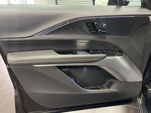 New 2026 Cadillac Lyriq Signature Luxury image 10