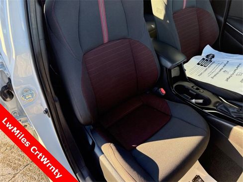 Used 2025 Toyota Corolla SE image 11
