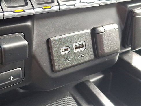 Used 2021 Chevrolet Silverado 1500 LTZ w/ LTZ Premium Package image 24