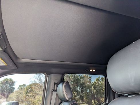 Used 2021 Ford F250 Platinum w/ FX4 Off-Road Package image 23