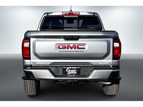 New 2026 GMC Canyon Elevation image 4