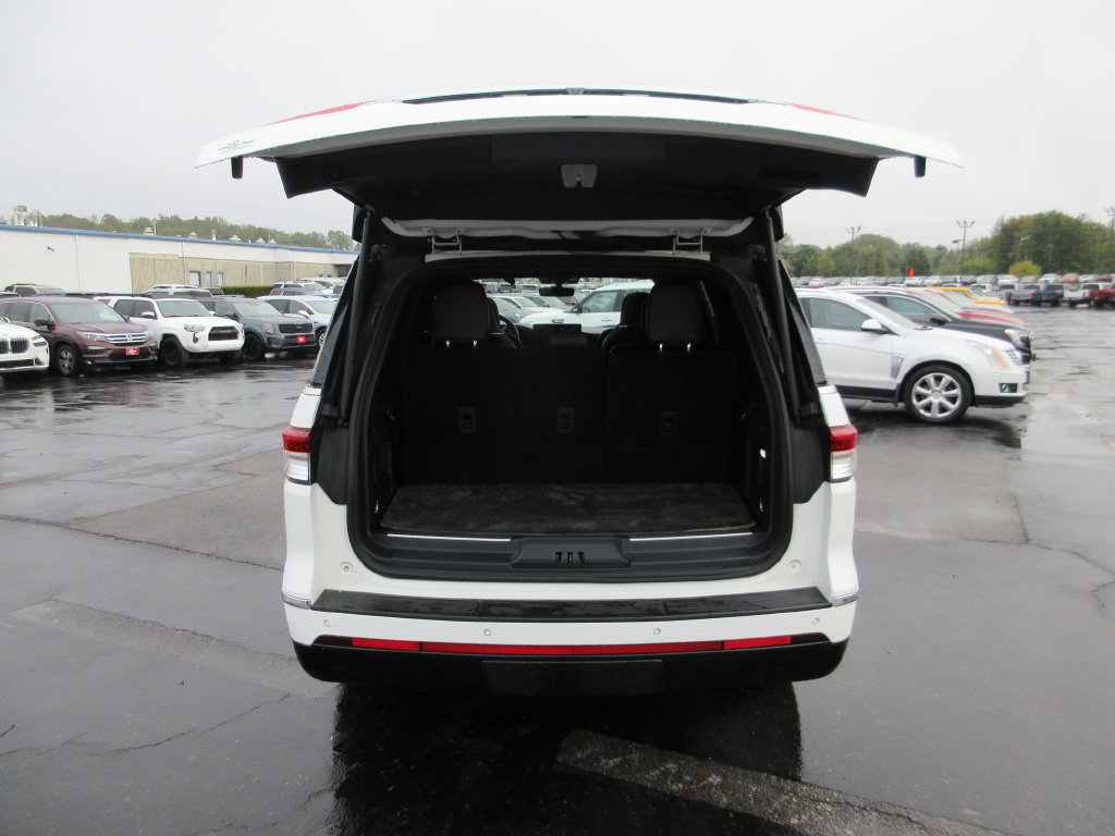 Used 2022 Lincoln Navigator Black Label AWD/4WD image 7