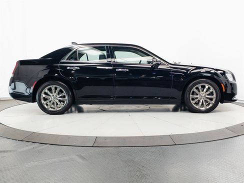 Used 2015 Chrysler 300 C AWD/4WD image 13