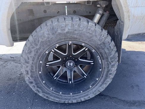 Used 2018 Ford F150 Lariat w/ Equipment Group 502A Luxury image 13