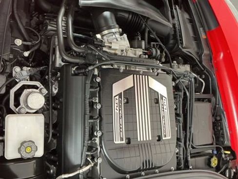 Used 2015 Chevrolet Corvette Z06 w/ 3LZ Preferred Equipment Group RWD image 26