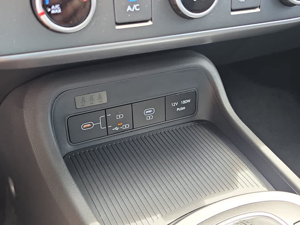 New 2027 Hyundai Kona SE FWD image 32