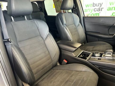 Used 2023 Mitsubishi Outlander SE FWD image 22