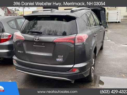Used 2017 Toyota RAV4 XLE w/ Plus Special Value Package AWD/4WD image 5