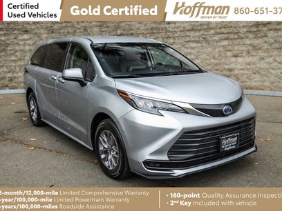 Used 2024 Toyota Sienna LE