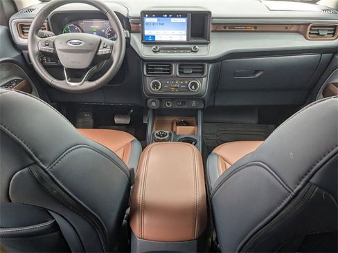 Used 2023 Ford Maverick Lariat image 21