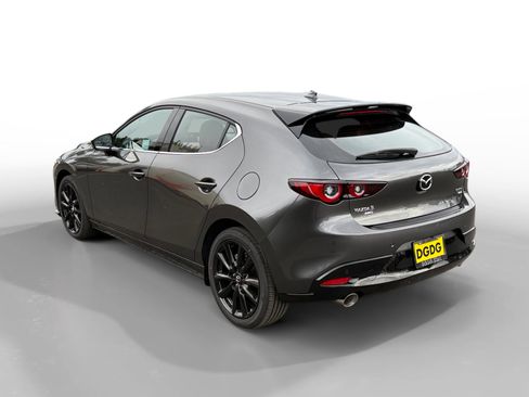 New 2026 MAZDA MAZDA3 Hatchback w/Premium Plus Pkg image 3