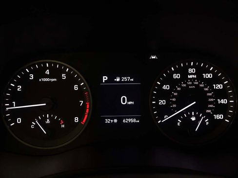 Used 2021 Hyundai Tucson Limited w/ Cargo Package image 37