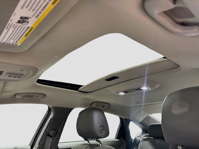 Used 2015 Chevrolet Impala LTZ FWD image 13