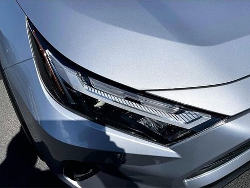 Used 2023 Toyota RAV4 XLE image 31