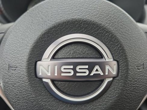 New 2025 Nissan Versa SR image 5