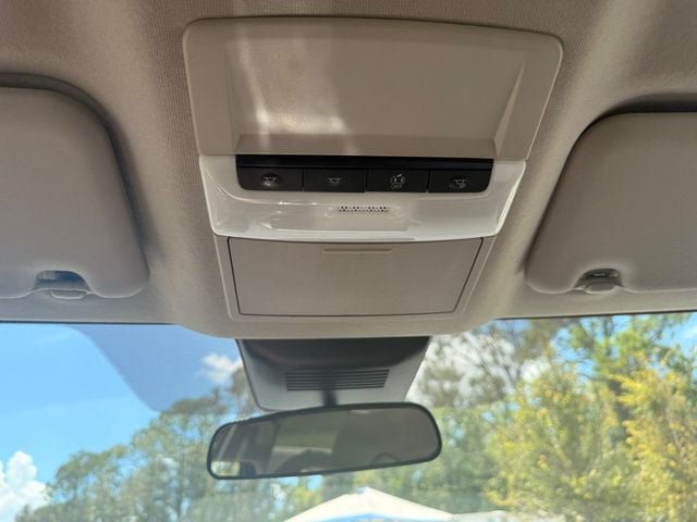 Used 2025 Nissan Sentra SV FWD image 5