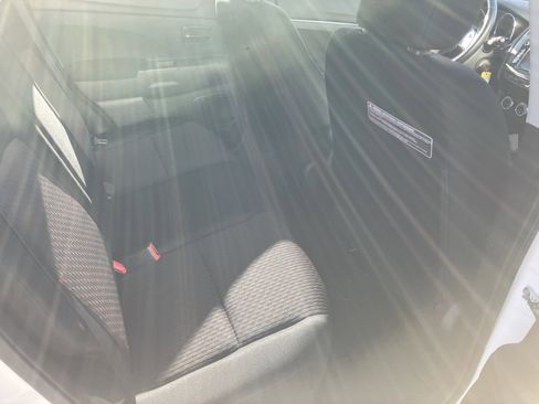 Used 2017 Mitsubishi Outlander Sport LE AWD/4WD image 16