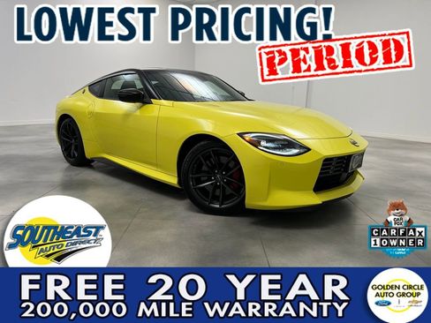 Used 2024 Nissan Z Performance w/ Floor Mat Package RWD image 1
