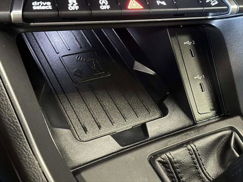 Used 2024 Audi Q3 2.0T Premium image 34