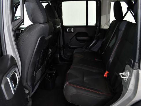 Used 2021 Jeep Wrangler Unlimited Rubicon AWD/4WD image 16