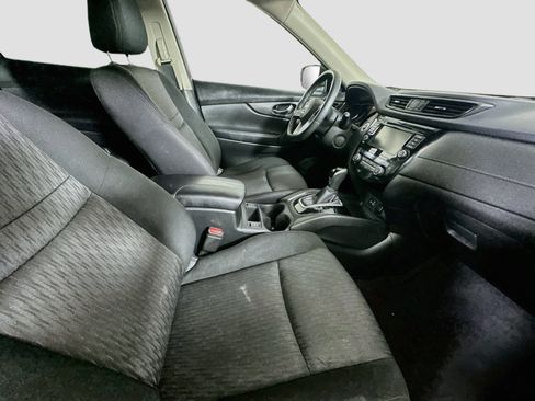 Used 2019 Nissan Rogue SV AWD/4WD image 30