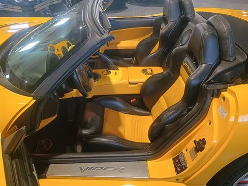 Used 2005 Dodge Viper SRT-10 image 21