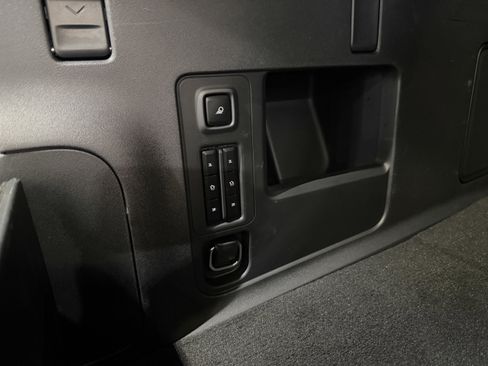 Used 2025 Lincoln Navigator L Reserve w/ Jet Appearance Package image 26