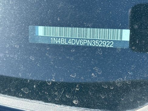 Certified 2023 Nissan Altima 2.5 SV FWD image 8