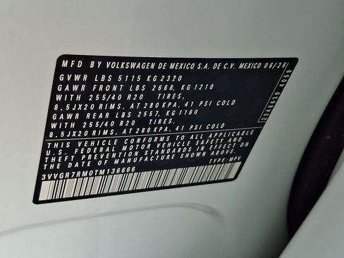 New 2026 Volkswagen Tiguan SE R-Line AWD/4WD image 19