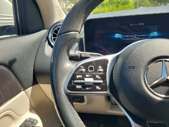 Used 2022 Mercedes-Benz GLA 250 4MATIC image 30