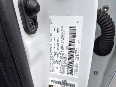 Used 2021 Toyota Tundra SR5 w/ SR5 Leather Package image 36