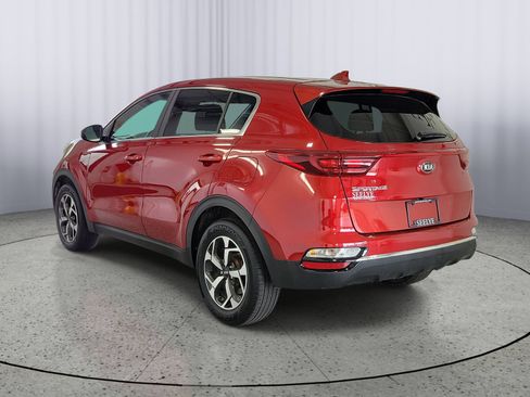 Used 2022 Kia Sportage LX AWD/4WD image 3