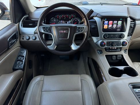 Used 2017 GMC Yukon XL SLT AWD/4WD image 34