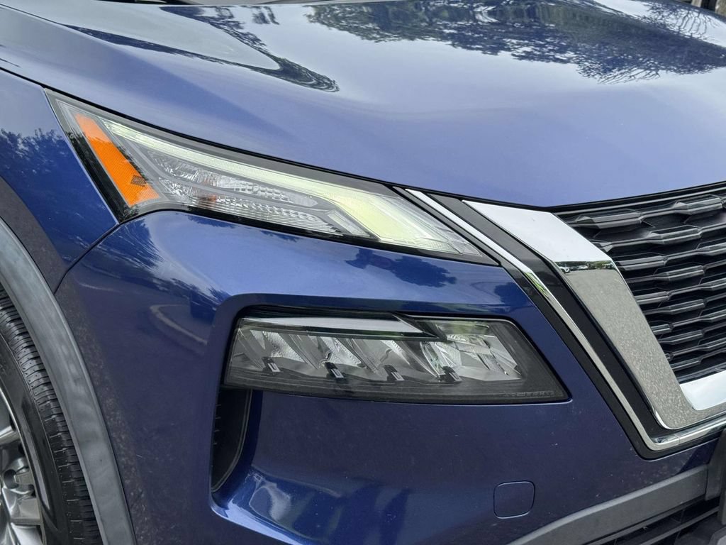 Used 2021 Nissan Rogue S FWD image 12