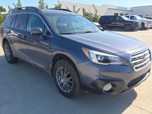 Used 2016 Subaru Outback 2.5i Premium AWD/4WD image 7