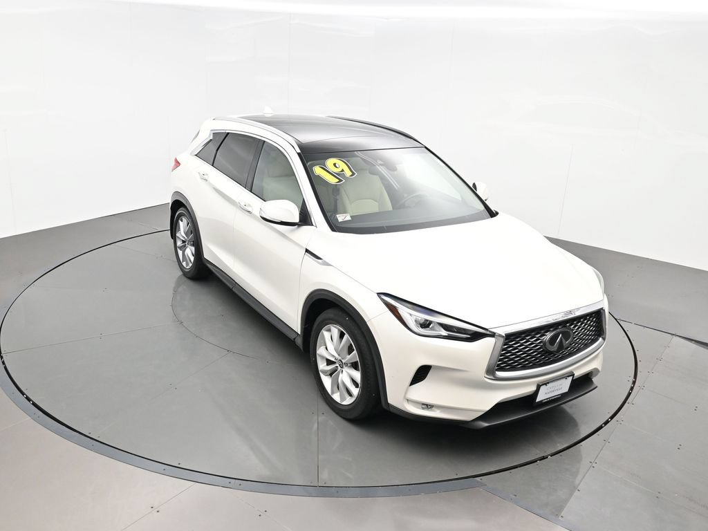 Used 2019 INFINITI QX50 Luxe w/ Navigation Package AWD/4WD image 36