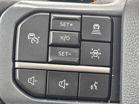 Used 2023 Ford F150 Lariat w/ Equipment Group 502A High AWD/4WD image 38