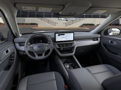 New 2026 Ford Explorer Active w/ Active Comfort Package RWD image 9