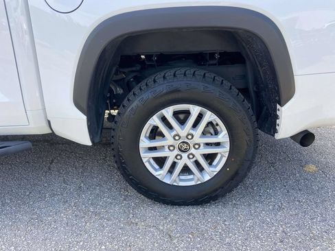 Used 2024 Toyota Tundra SR5 w/ SR5 Convenience Package AWD/4WD image 10