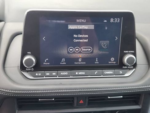 Used 2024 Nissan Rogue SV FWD image 12