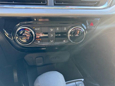 New 2026 Chevrolet Trax LT w/ Driver Confidence Package image 37