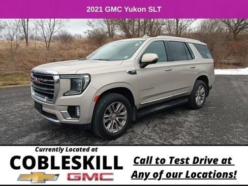 Used 2021 GMC Yukon SLT w/ SLT Luxury Package AWD/4WD image 9