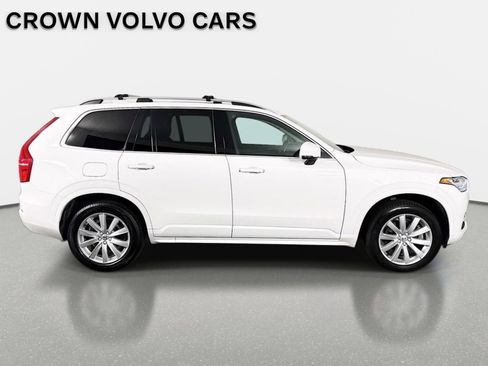 Used 2019 Volvo XC90 T6 Momentum AWD/4WD image 4