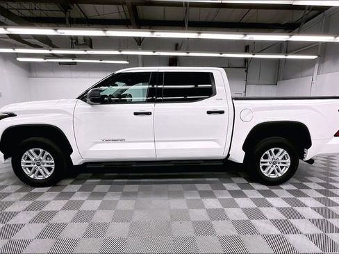Used 2023 Toyota Tundra SR5 AWD/4WD image 14