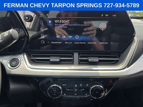 New 2026 Chevrolet Trax LT FWD image 24