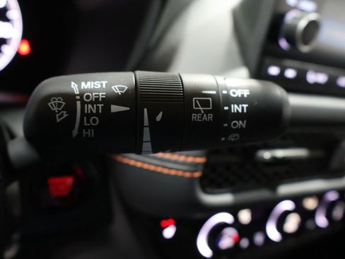 Certified 2025 Honda HR-V Sport image 38